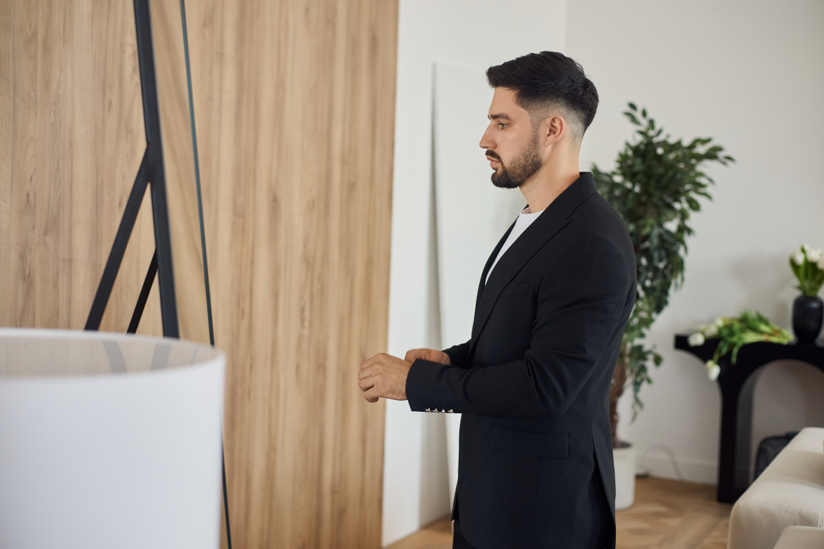 Признаки которыми обладает базовая футболка