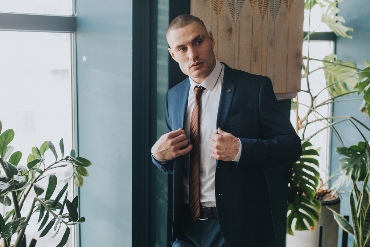 Мужчина в пиджаке: разные и непривычные на первый взгляд образы