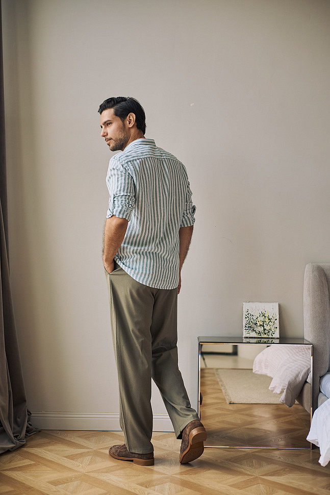 Мужская рубашка с коротким рукавом