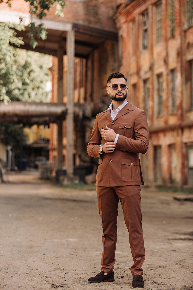 Мужской костюм терракот