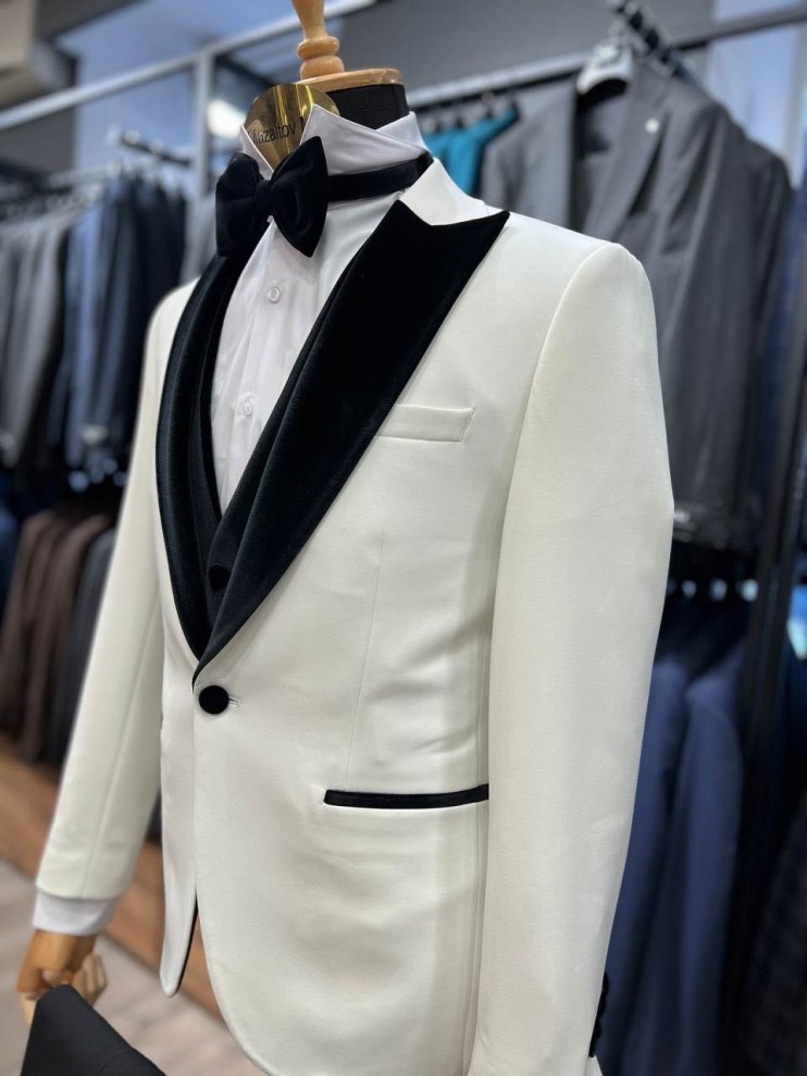 Смокинг MAZALTOVMAN 3-ка Premium Белый